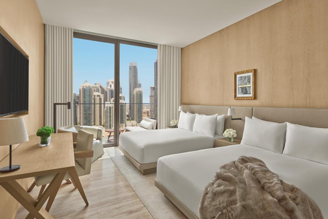 The Dubai Edition Ngoại thất bức ảnh A guest room