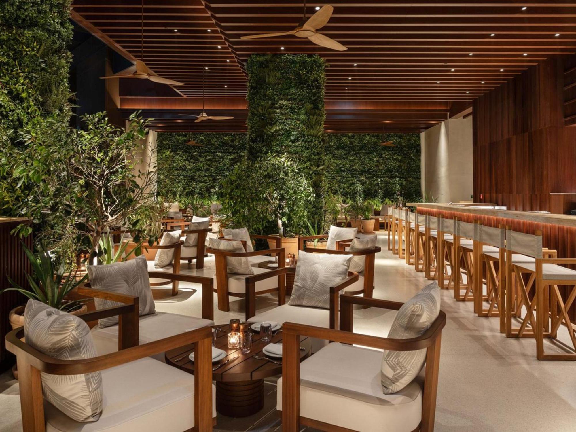 The Dubai Edition Ngoại thất bức ảnh The Bar