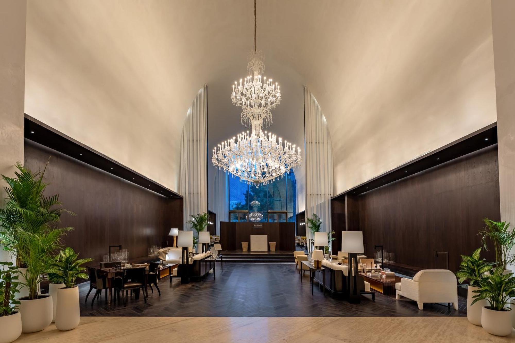 The Dubai Edition Ngoại thất bức ảnh The lobby of the hotel